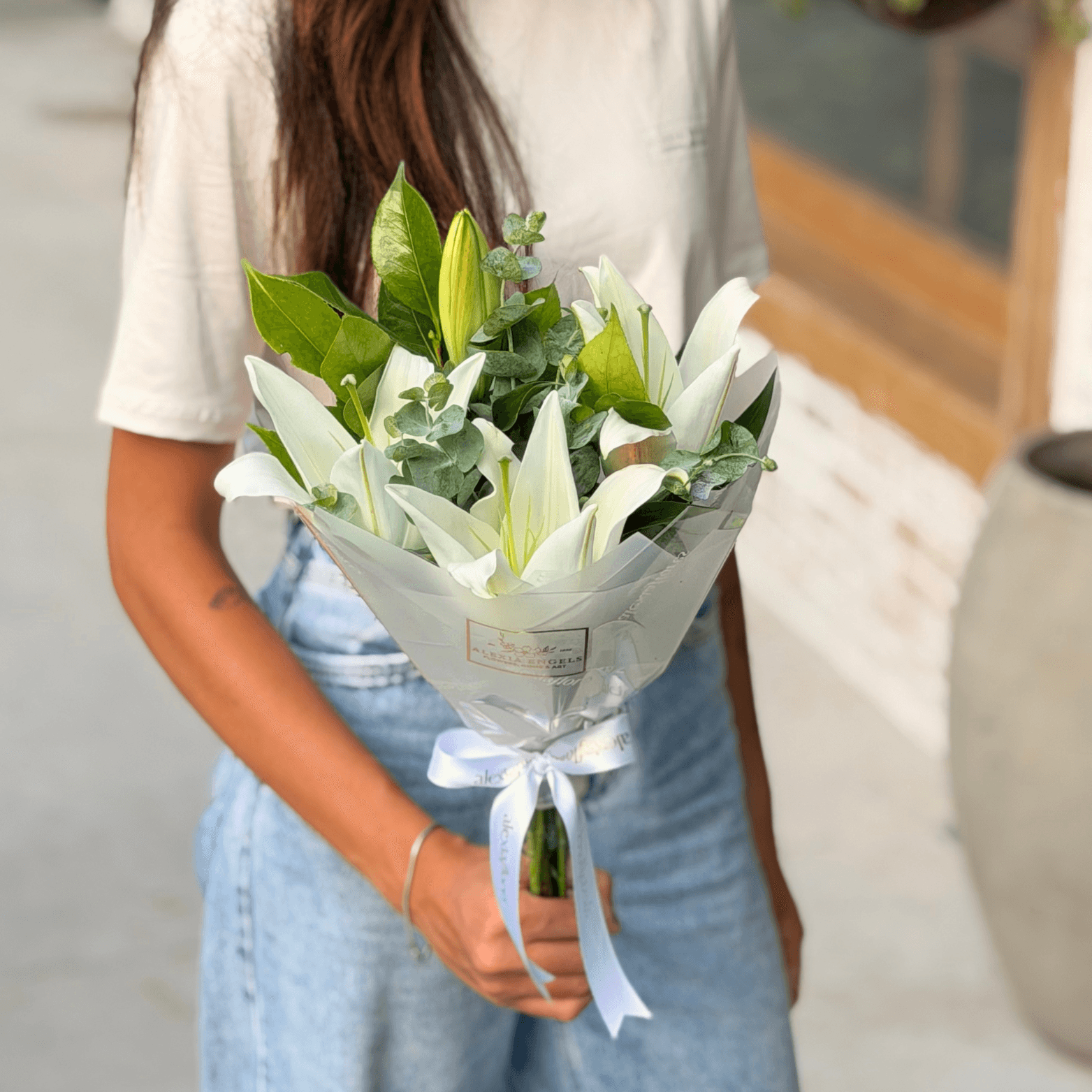 Buquê com Lírios Brancos (3 Flores)