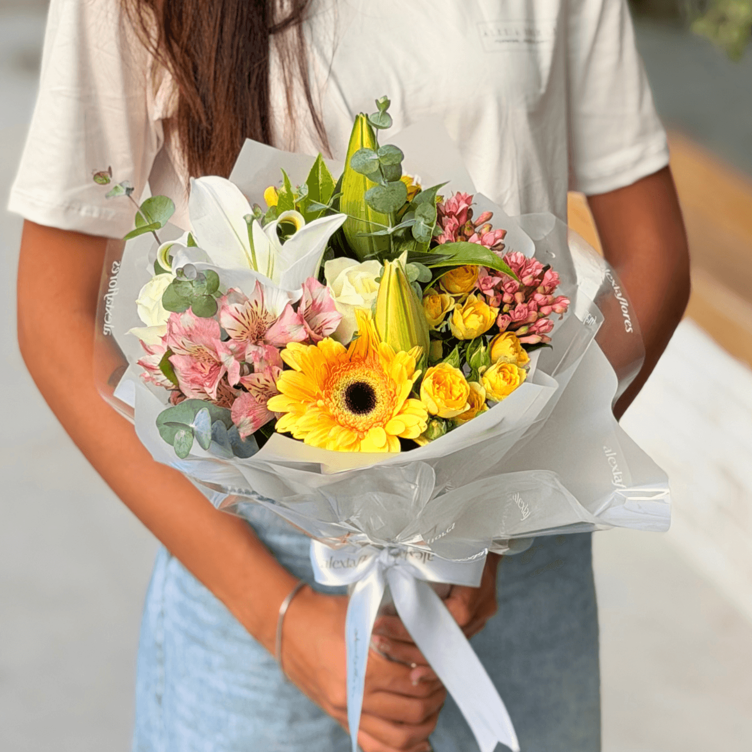 thumb-buque-mix-de-flores-tons-coloridos-6-flores-0