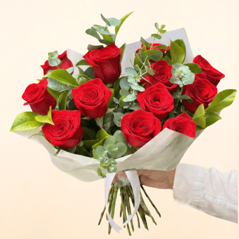 Buquê com 12 Rosas Vermelha